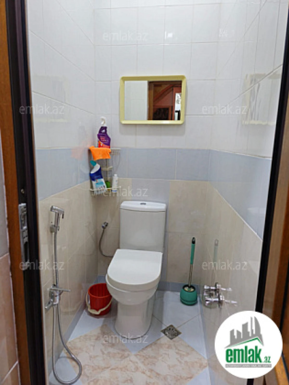 Satılır 7 otaqlı həyət evi 330 m²