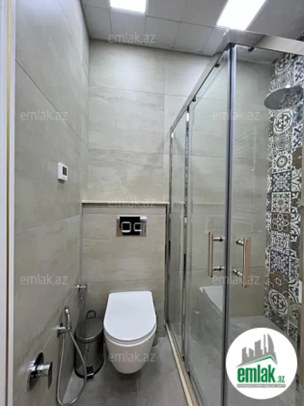 Satılır 2 otaqlı yeni tikili 80 m²