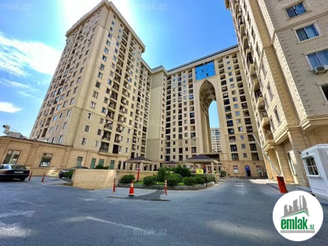 Satılır 2 otaqlı yeni tikili 80 m²