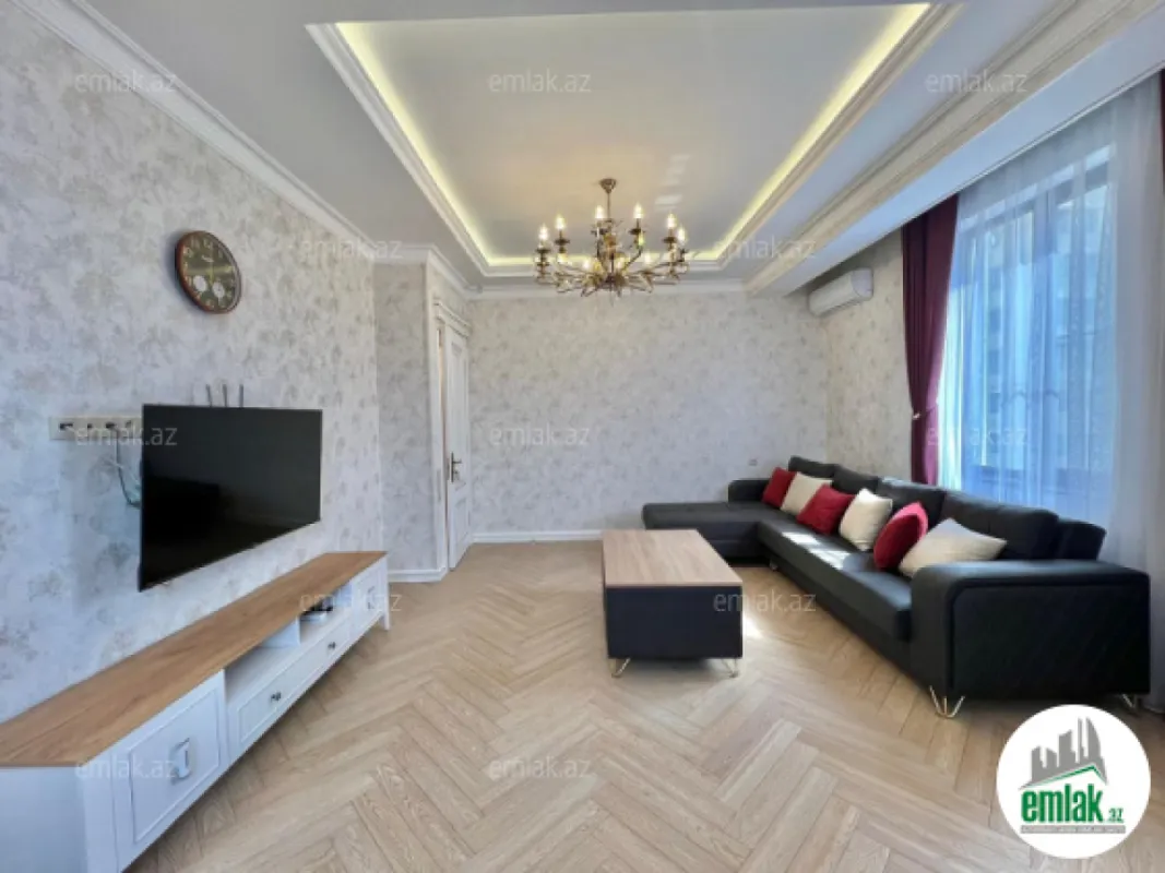 Satılır 2 otaqlı yeni tikili 80 m²