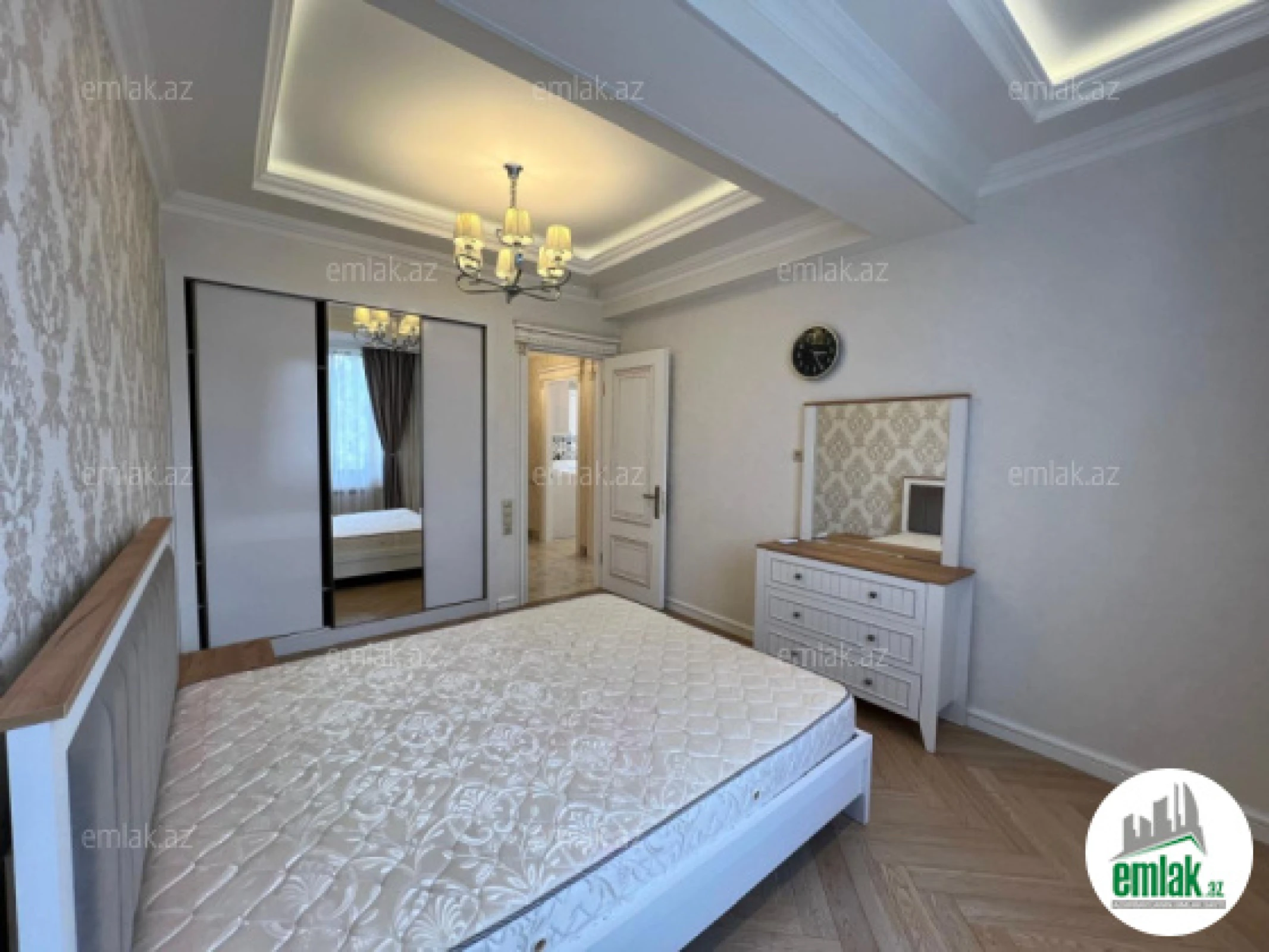 Satılır 2 otaqlı yeni tikili 80 m²