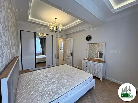 Satılır 2 otaqlı yeni tikili 80 m²