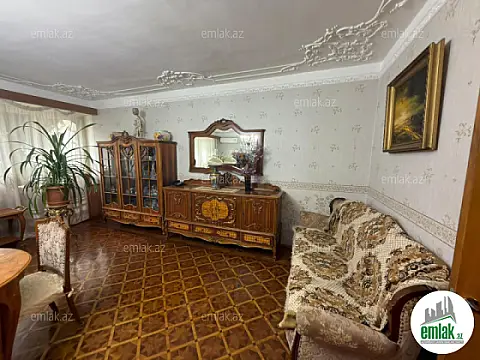 Satılır 5 otaqlı köhnə tikili 122 m² — Bakı 5 otaq 122.00 m²