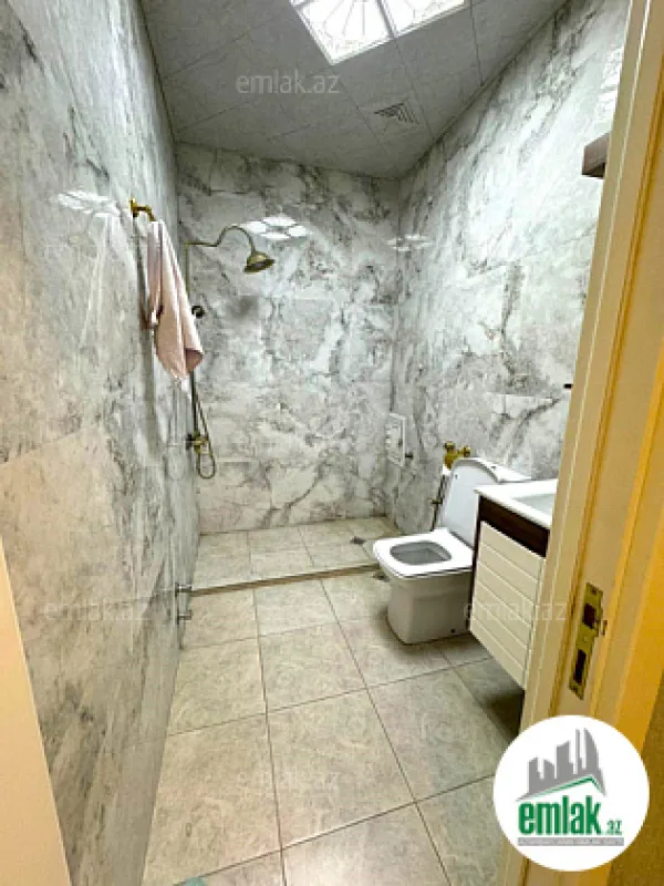 Satılır 4 otaqlı yeni tikili 120 m²