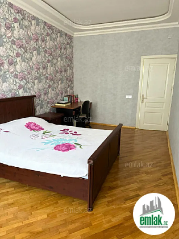 Satılır 4 otaqlı yeni tikili 120 m²