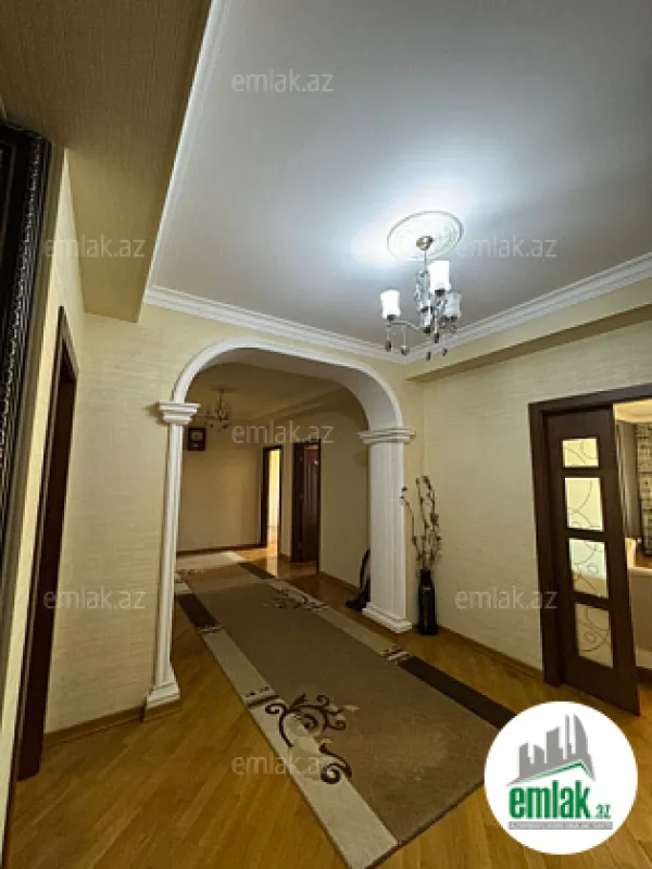 Satılır 4 otaqlı yeni tikili 171 m²