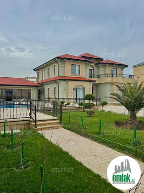 Satılır 5 otaqlı mənzil 450 m²