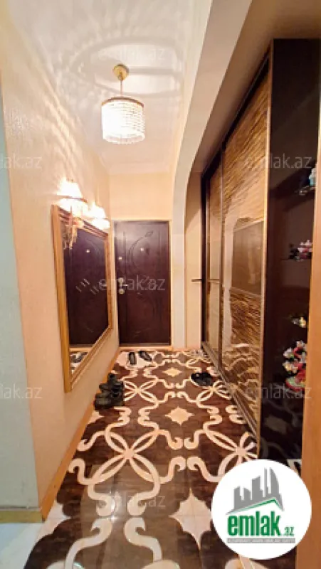 Satılır 3 otaqlı köhnə tikili 90 m²