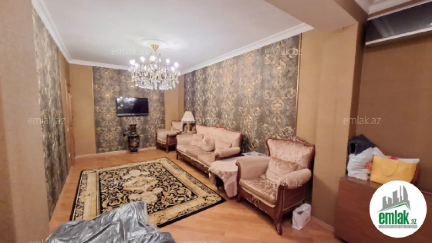 Satılır 3 otaqlı köhnə tikili 90 m²