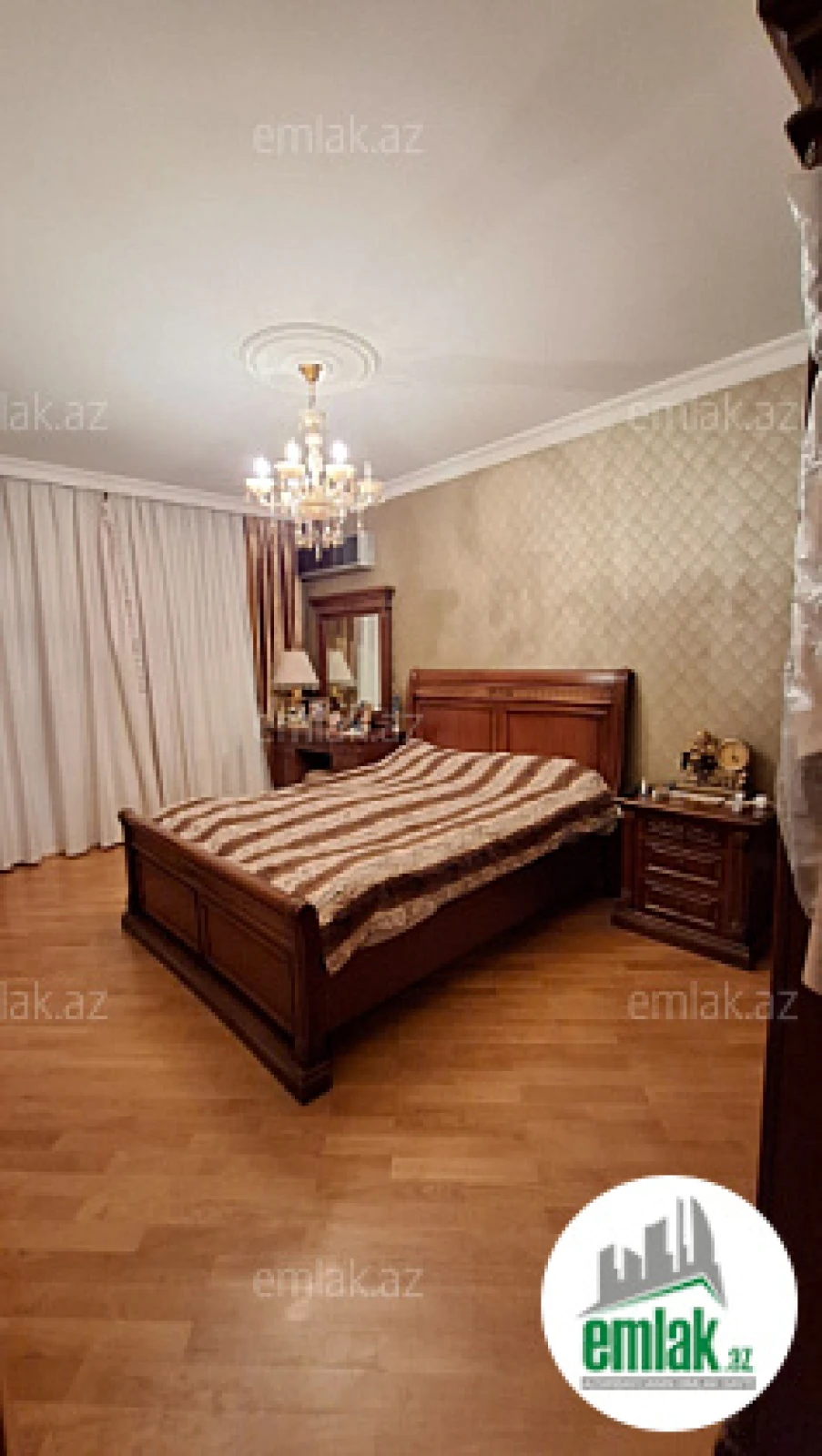 Satılır 3 otaqlı köhnə tikili 90 m²