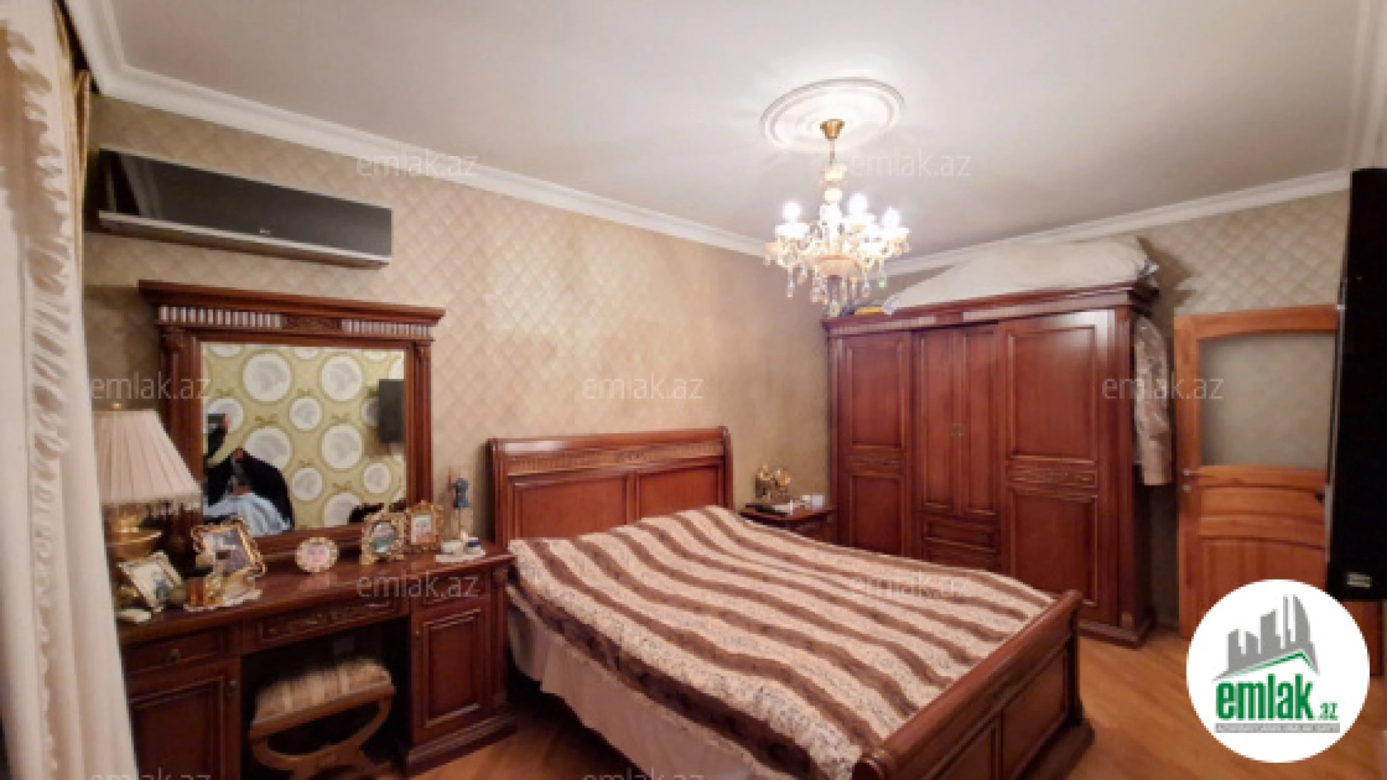 Satılır 3 otaqlı köhnə tikili 90 m²