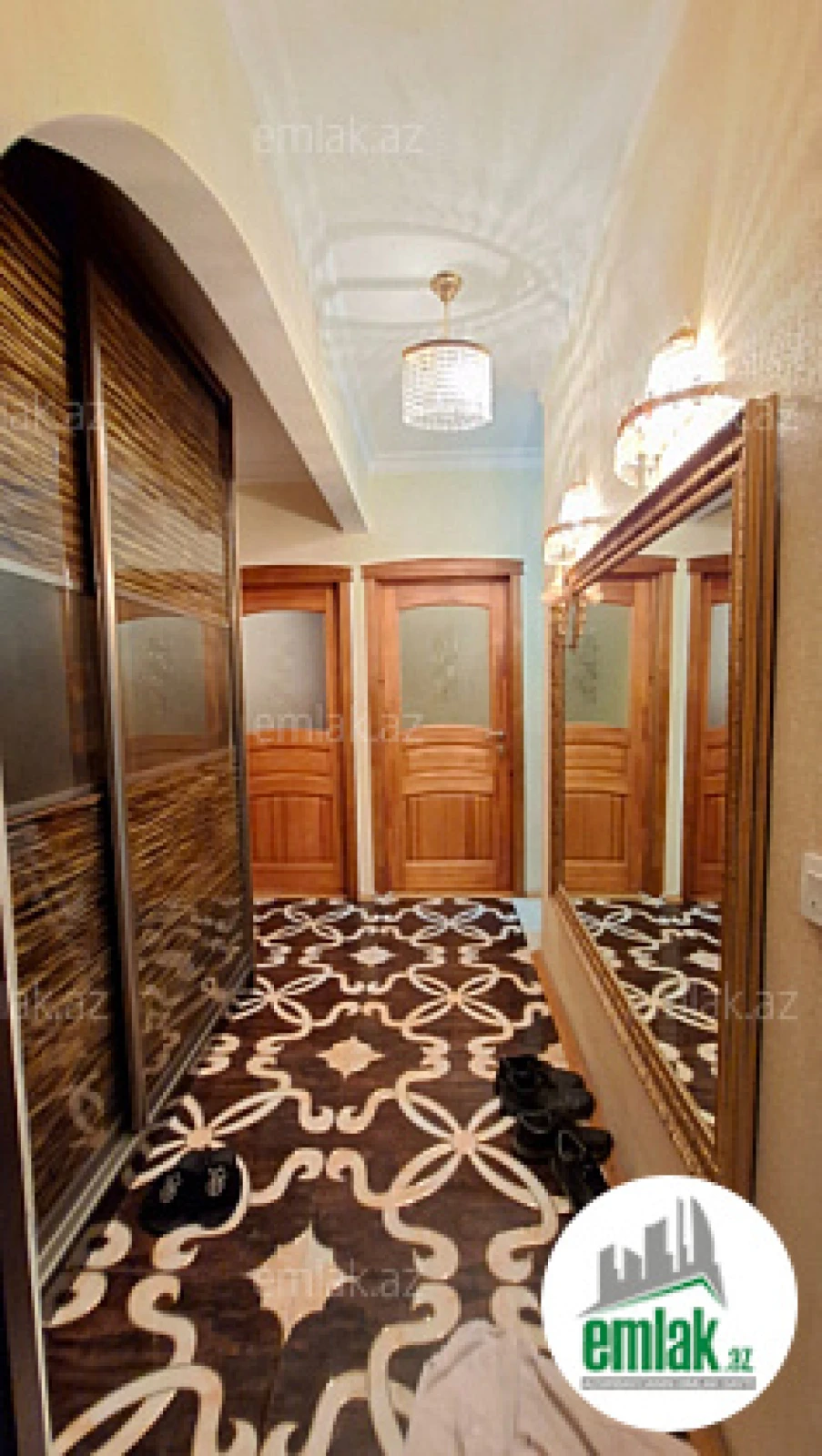 Satılır 3 otaqlı köhnə tikili 90 m²