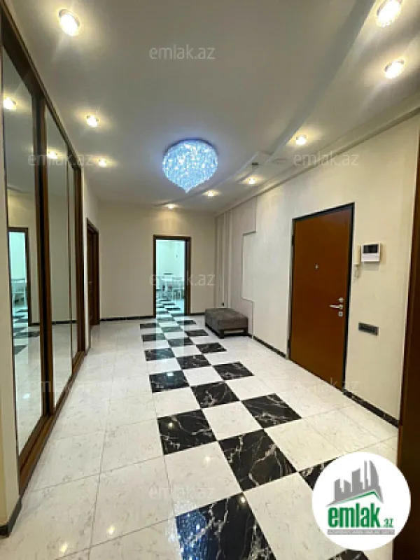 Satılır 3 otaqlı yeni tikili 165 m²