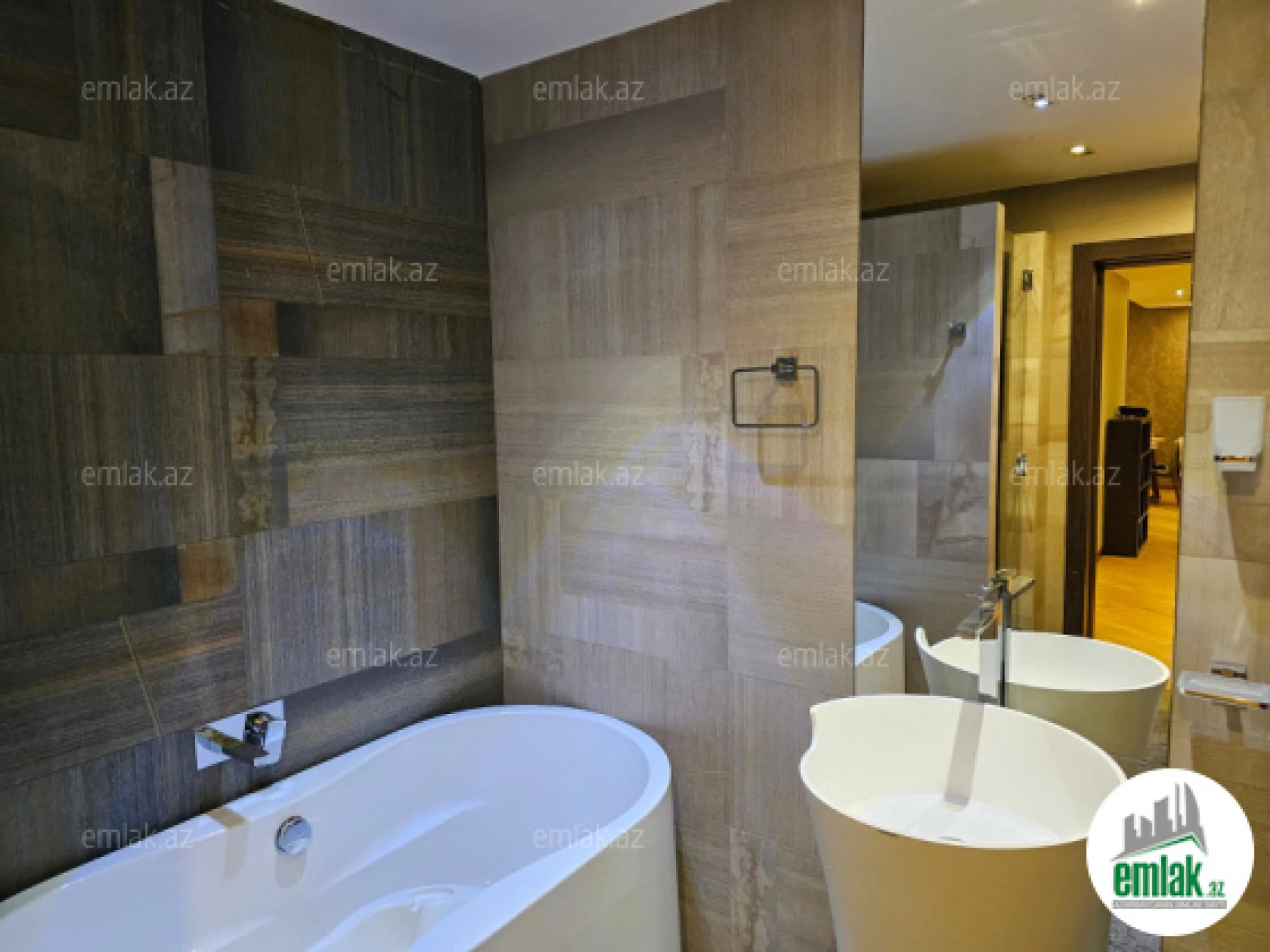 Satılır 3 otaqlı yeni tikili 114 m²