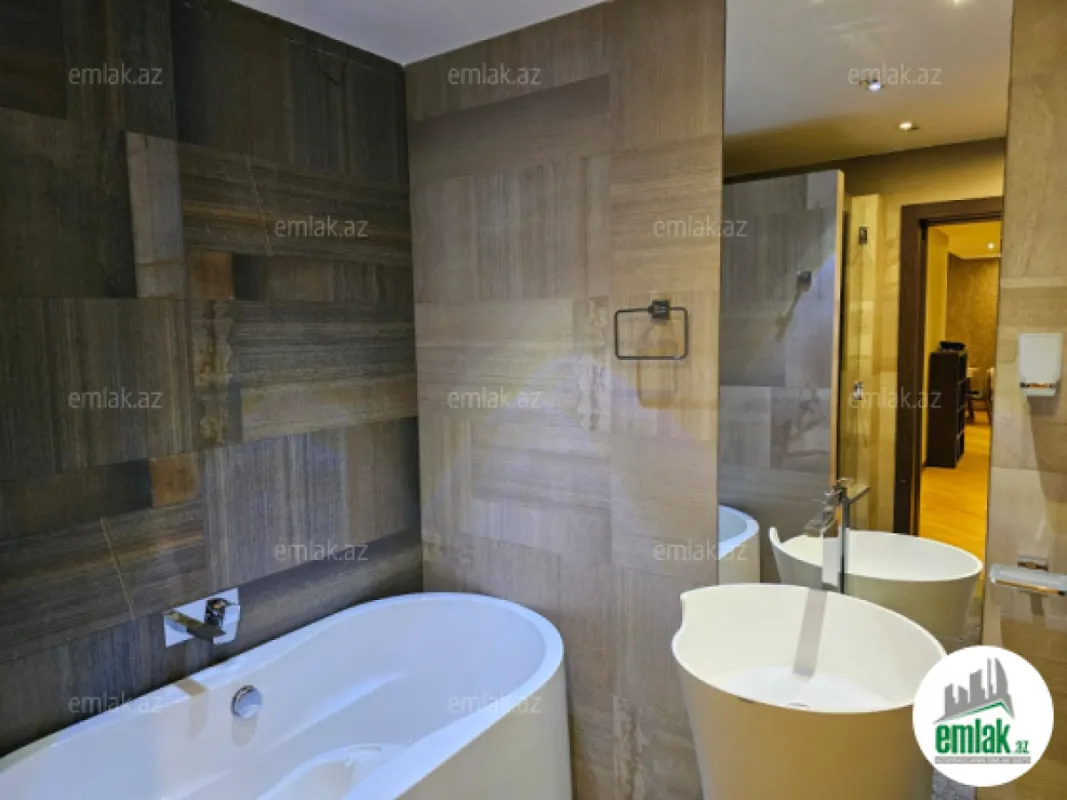 Satılır 3 otaqlı yeni tikili 114 m²