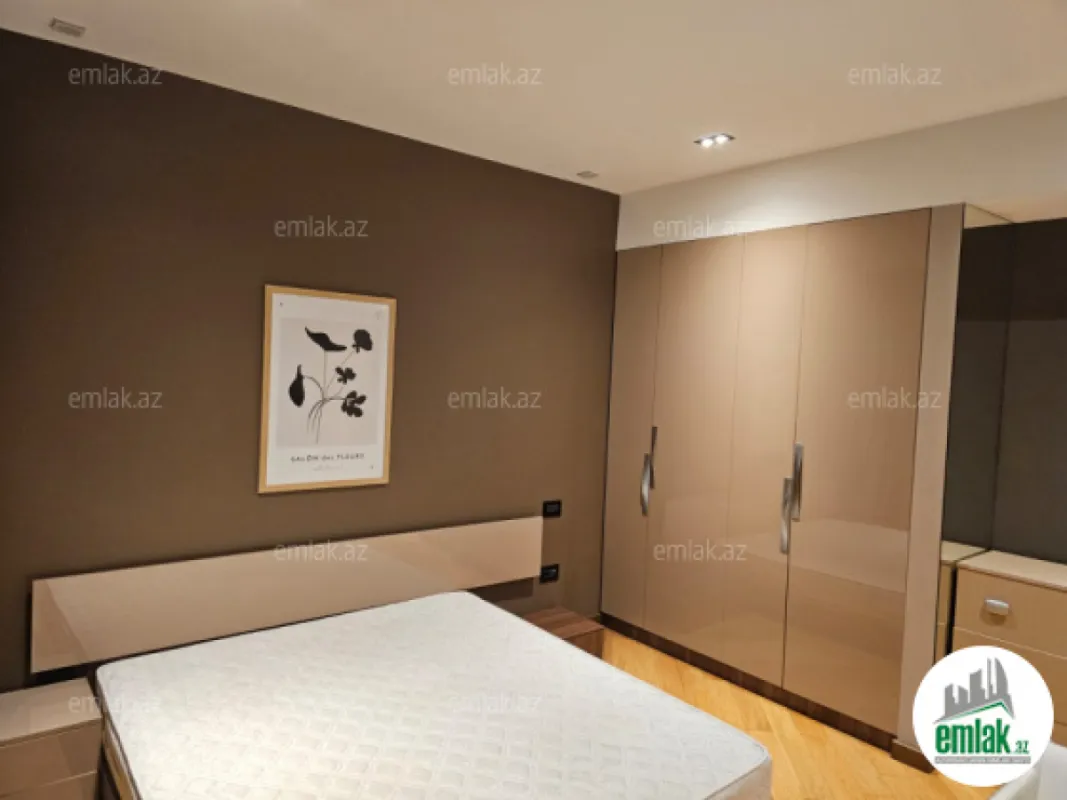 Satılır 3 otaqlı yeni tikili 114 m²