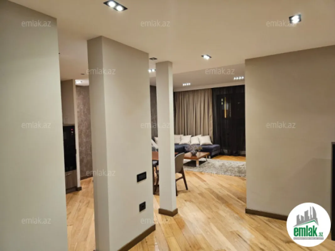 Satılır 3 otaqlı yeni tikili 114 m²