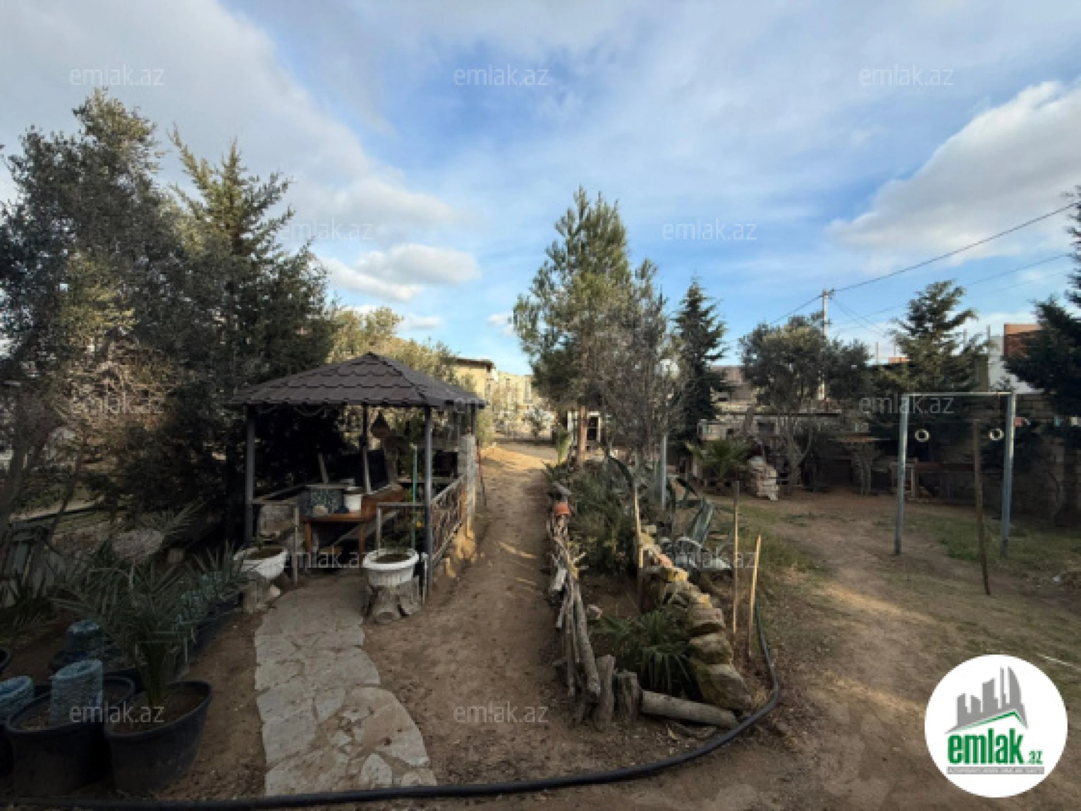 Satılır torpaq sahəsi 6 m²