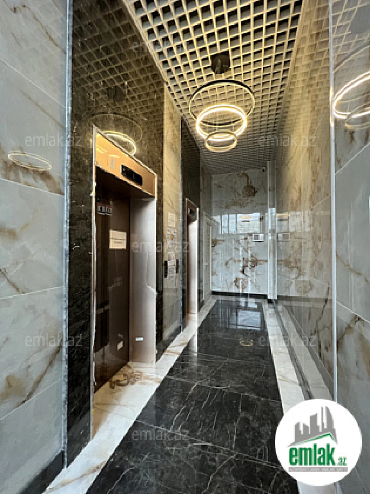 Satılır 3 otaqlı yeni tikili 109 m²