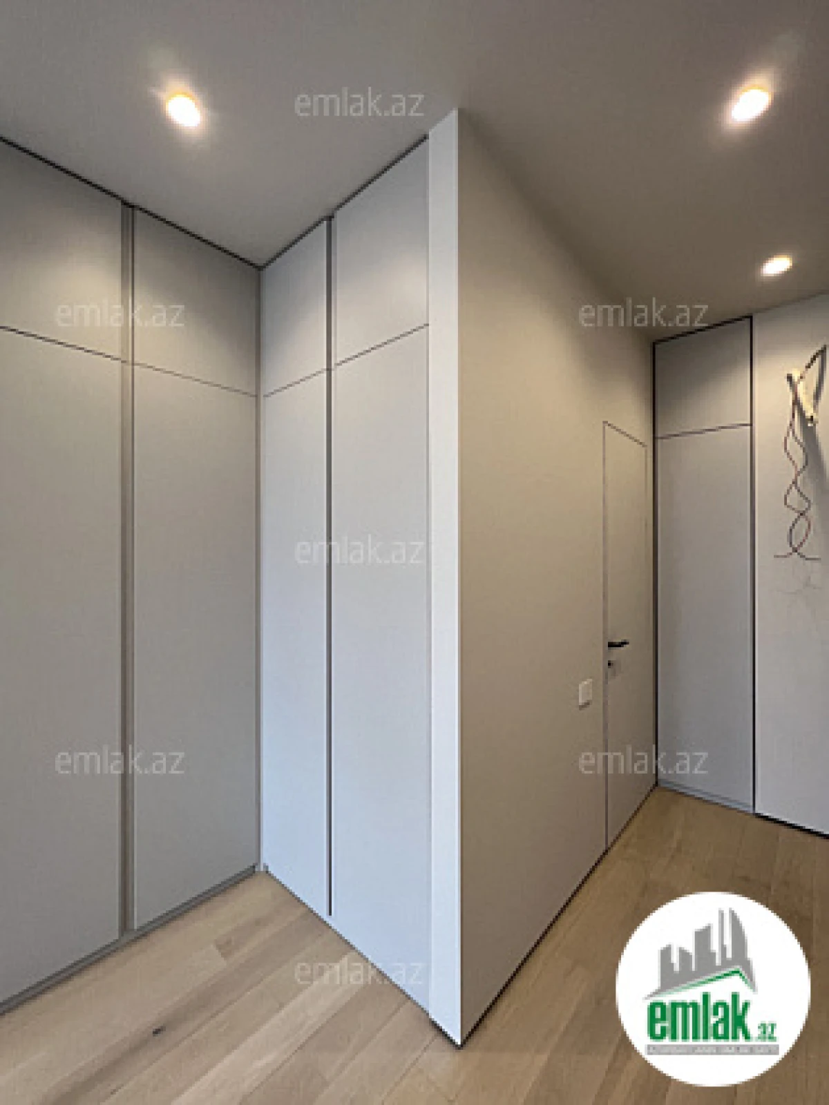 Satılır 3 otaqlı yeni tikili 109 m²