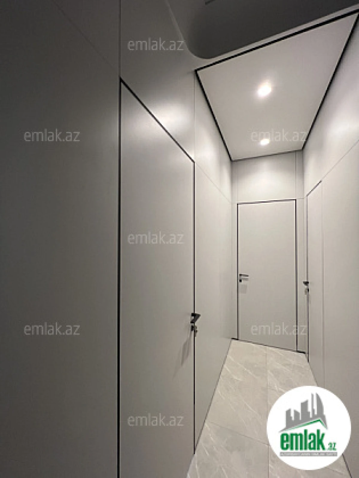 Satılır 3 otaqlı yeni tikili 109 m²