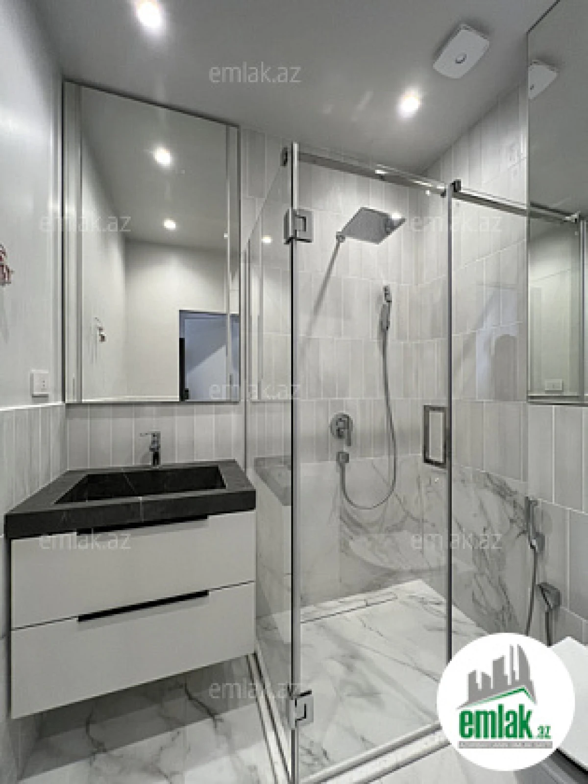 Satılır 3 otaqlı yeni tikili 109 m²