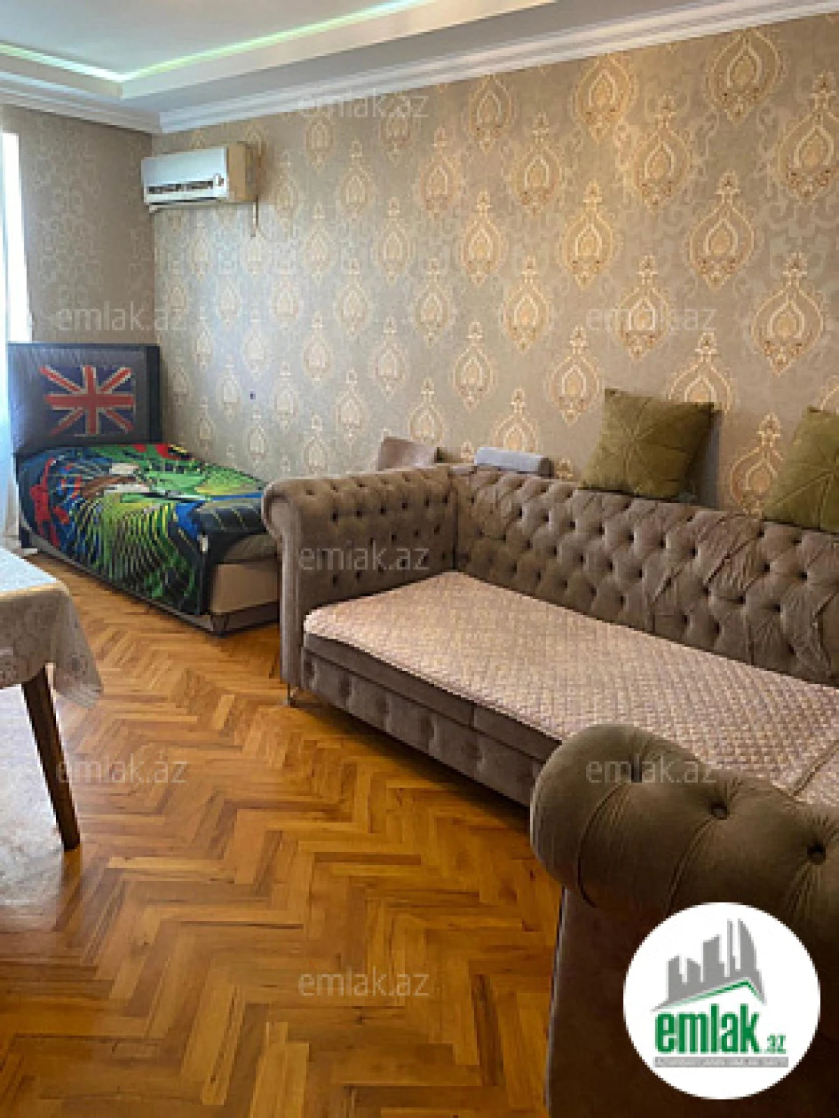 Satılır 3 otaqlı köhnə tikili 85 m²