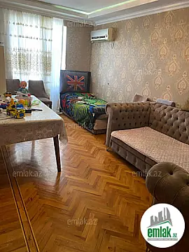 Satılır 3 otaqlı köhnə tikili 85 m²