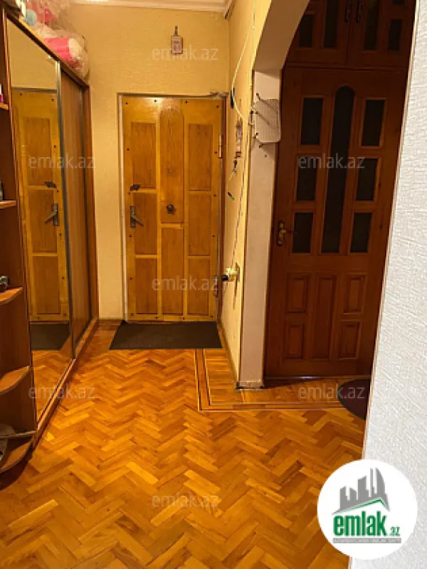 Satılır 3 otaqlı köhnə tikili 85 m²