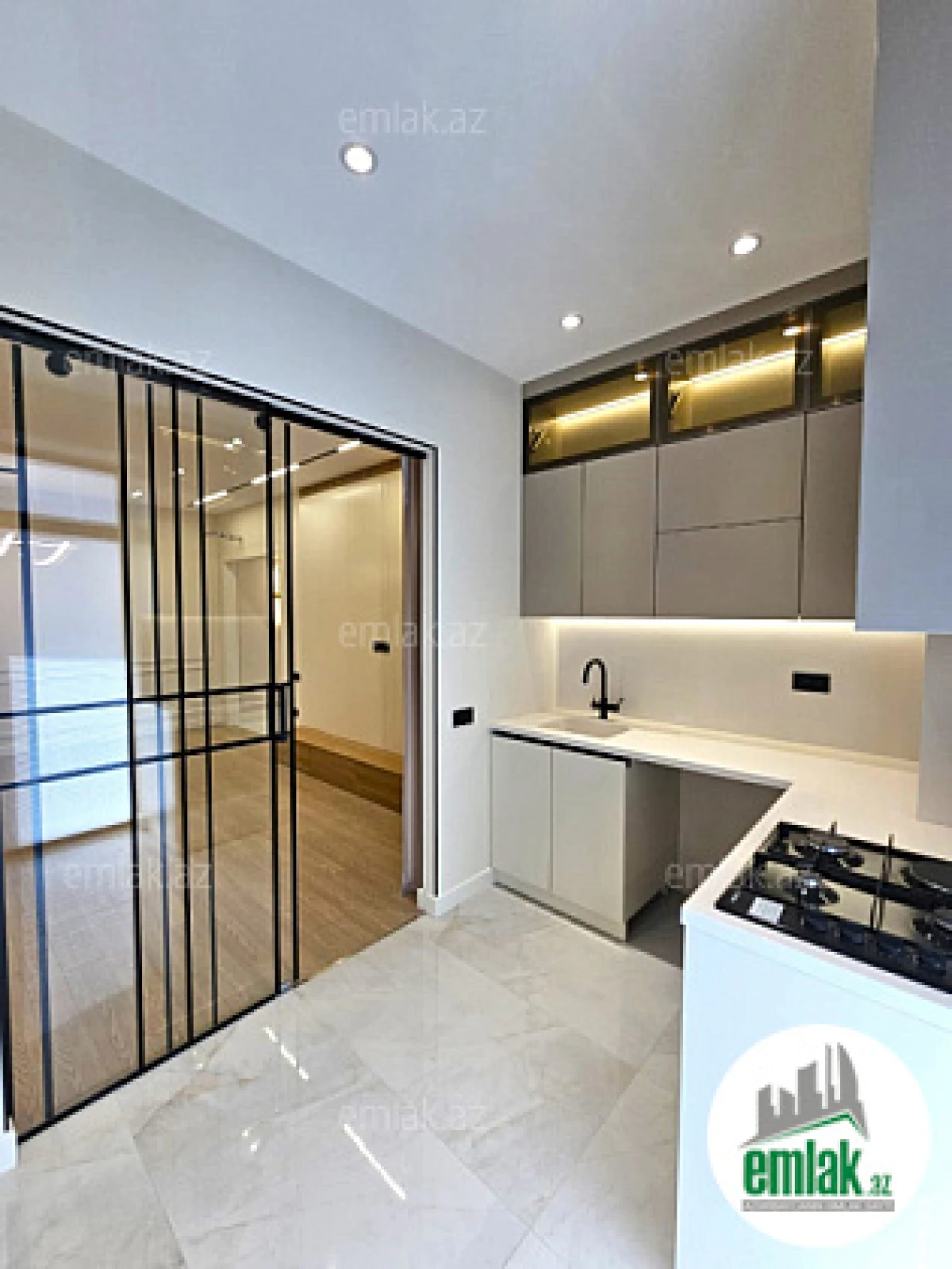 Satılır 3 otaqlı yeni tikili 103 m²