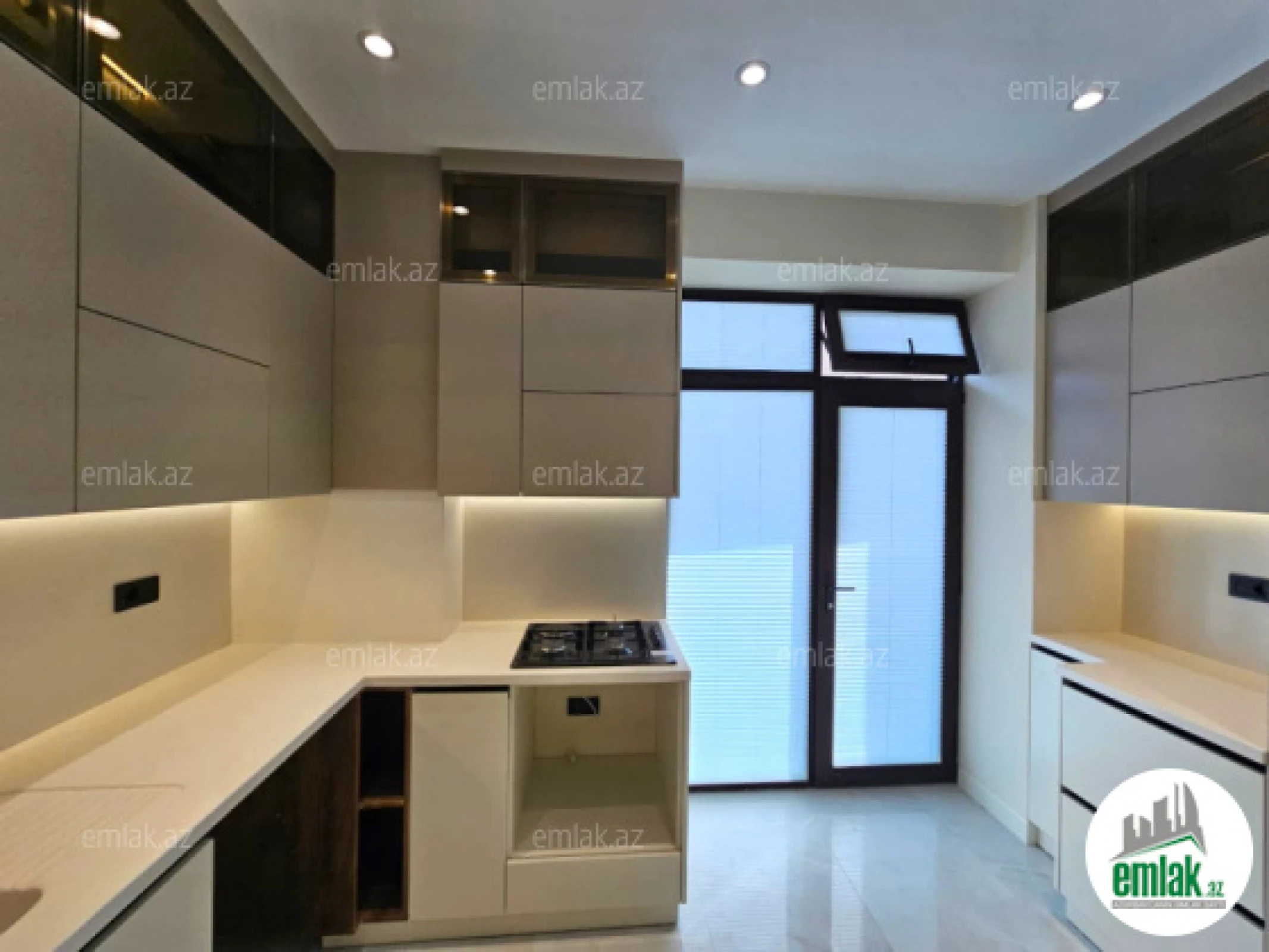 Satılır 3 otaqlı yeni tikili 103 m²