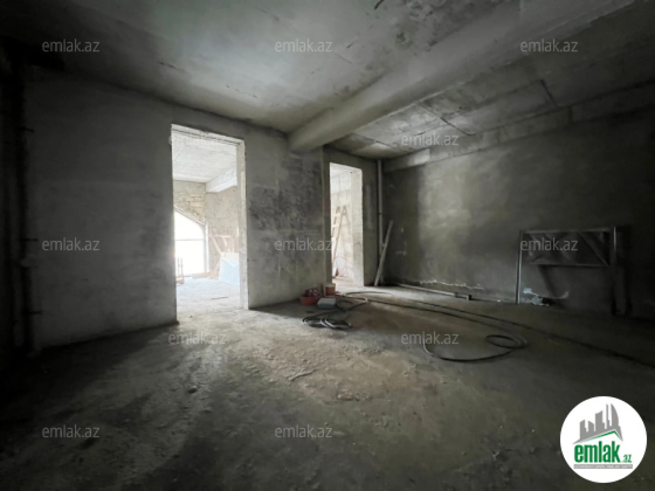 Satılır 1 otaqlı obyekt 91 m²