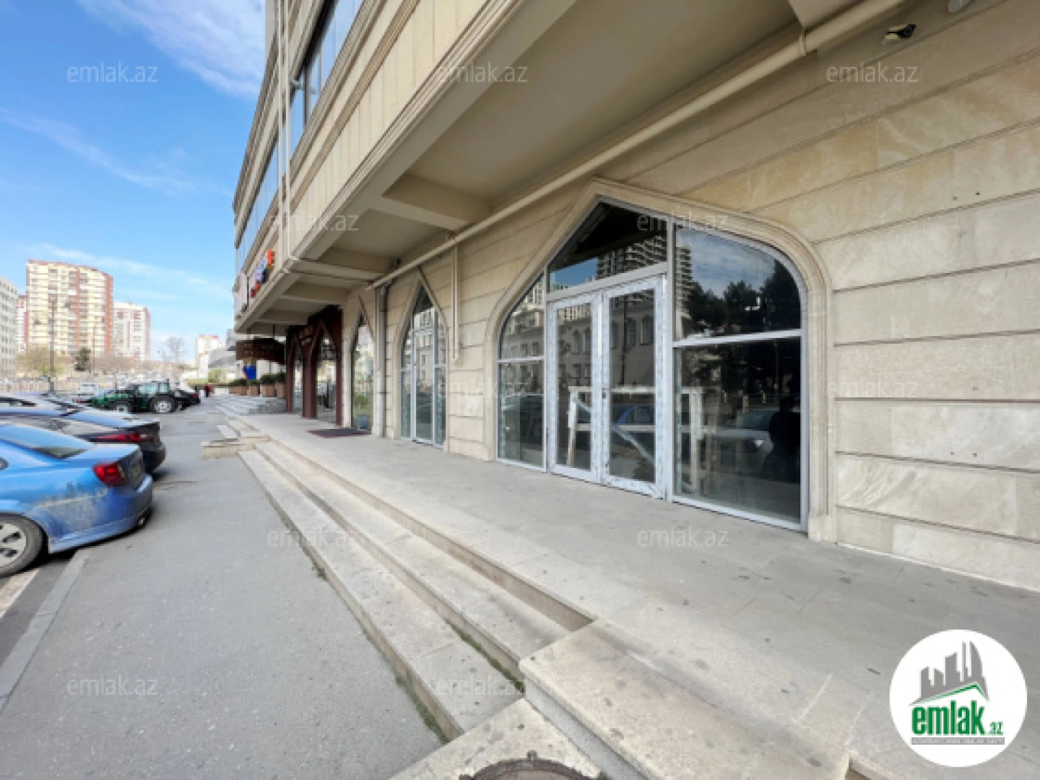 Satılır 1 otaqlı obyekt 91 m²