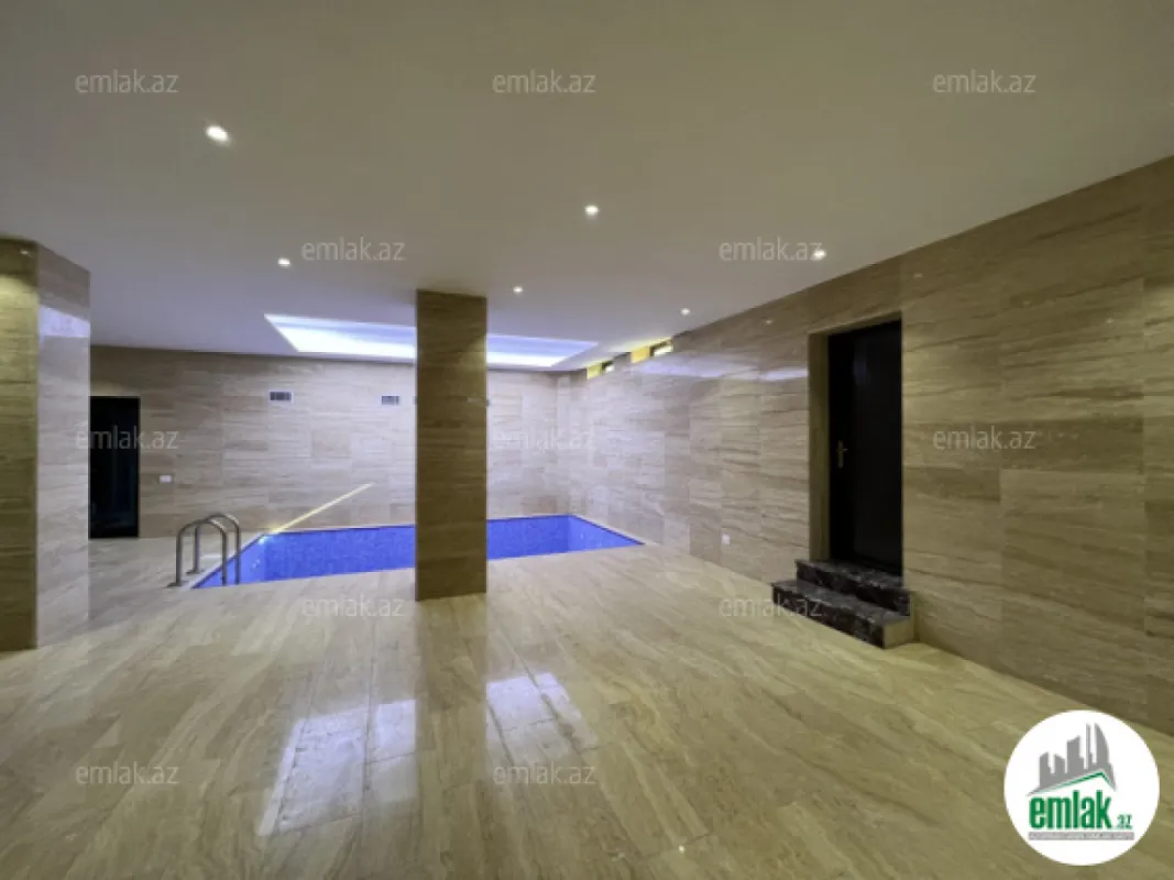 Satılır 8 otaqlı həyət evi 1000 m²
