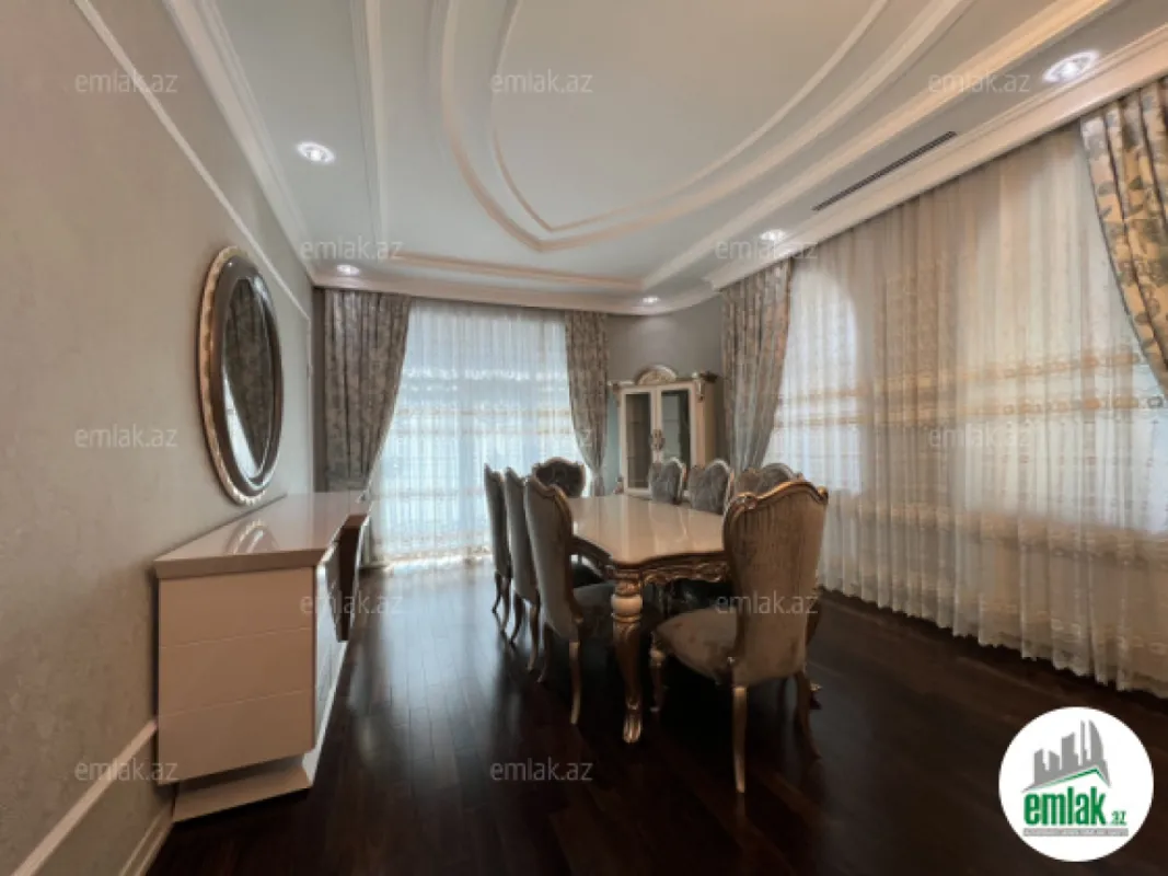 Satılır 8 otaqlı həyət evi 1000 m²