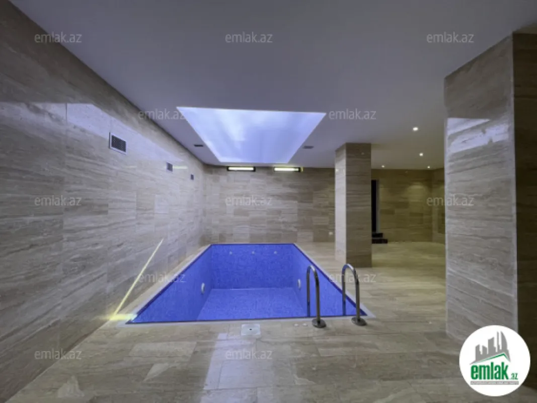 Satılır 8 otaqlı həyət evi 1000 m²