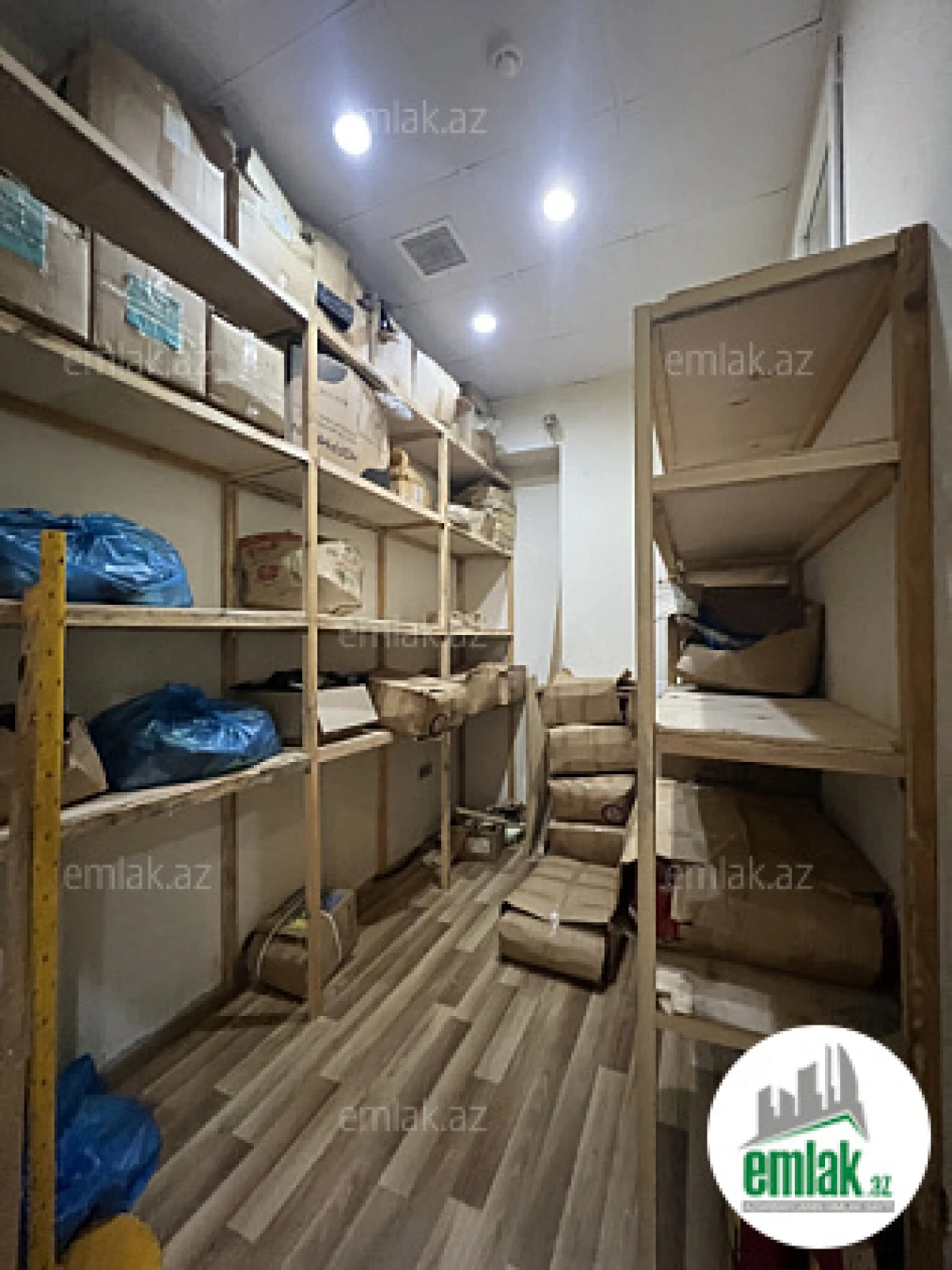 Satılır 1 otaqlı obyekt 410 m²
