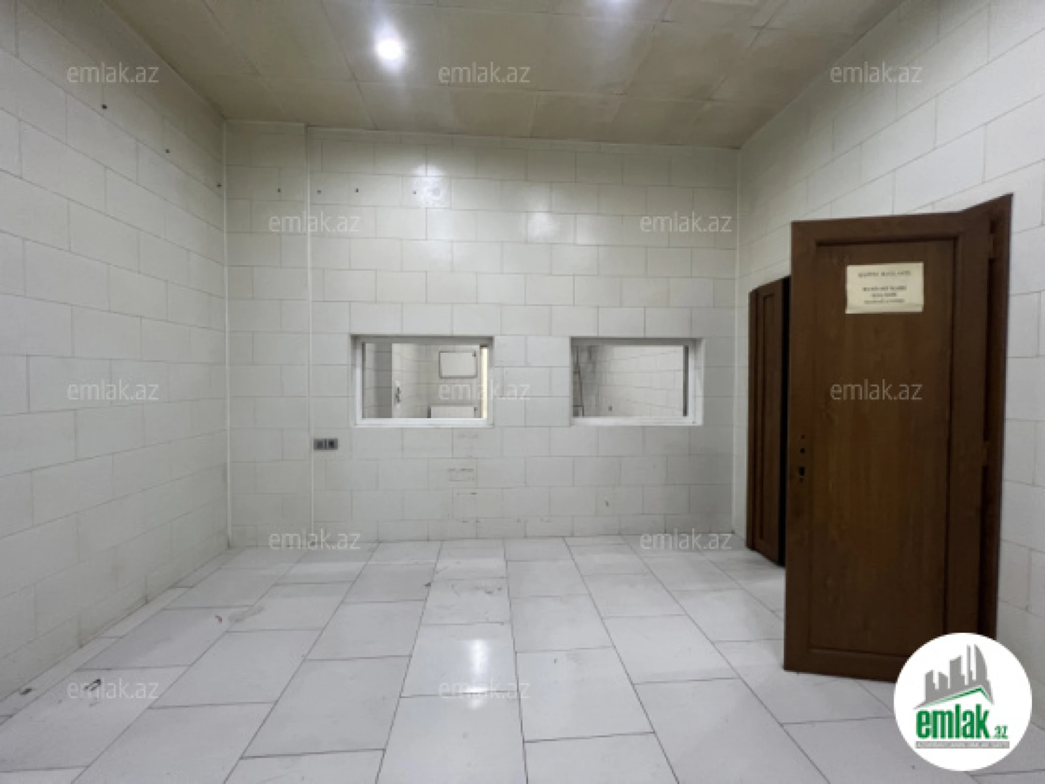 Satılır 1 otaqlı obyekt 410 m²