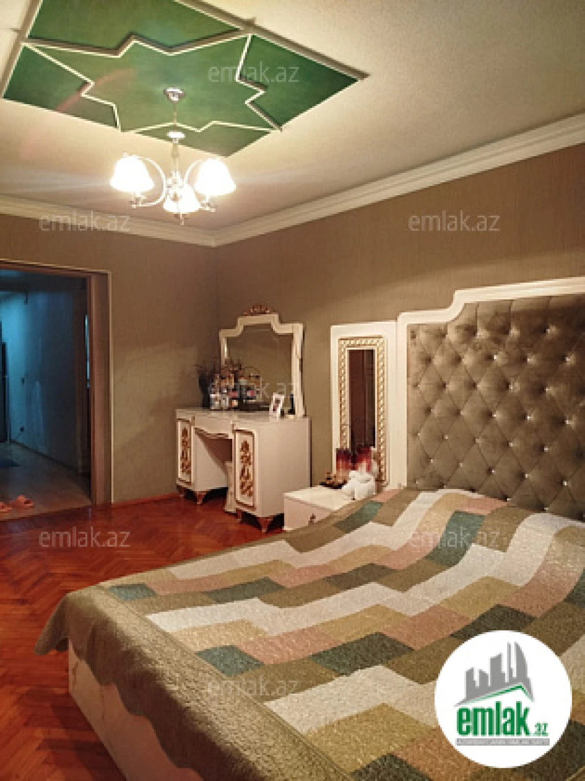 Satılır 3 otaqlı köhnə tikili 78 m²
