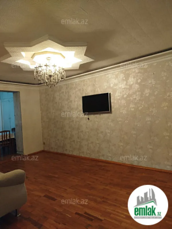 Satılır 3 otaqlı köhnə tikili 78 m²