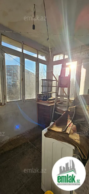 Satılır 2 otaqlı köhnə tikili 58 m²