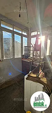 Satılır 2 otaqlı köhnə tikili 58 m²