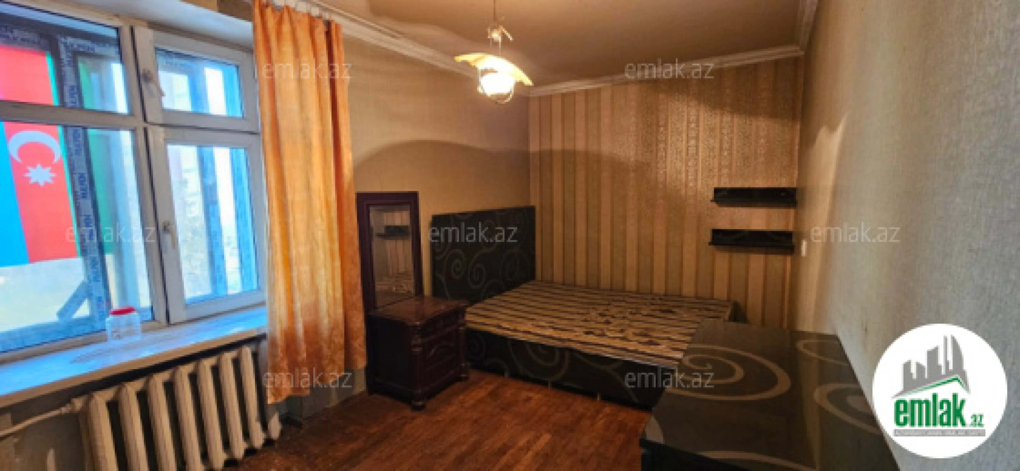 Satılır 2 otaqlı köhnə tikili 58 m²