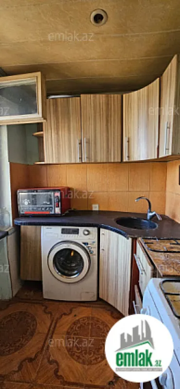 Satılır 2 otaqlı köhnə tikili 58 m²