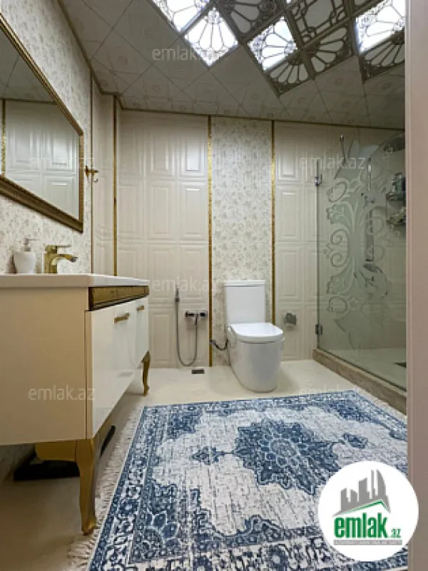 Satılır 3 otaqlı yeni tikili 150 m²