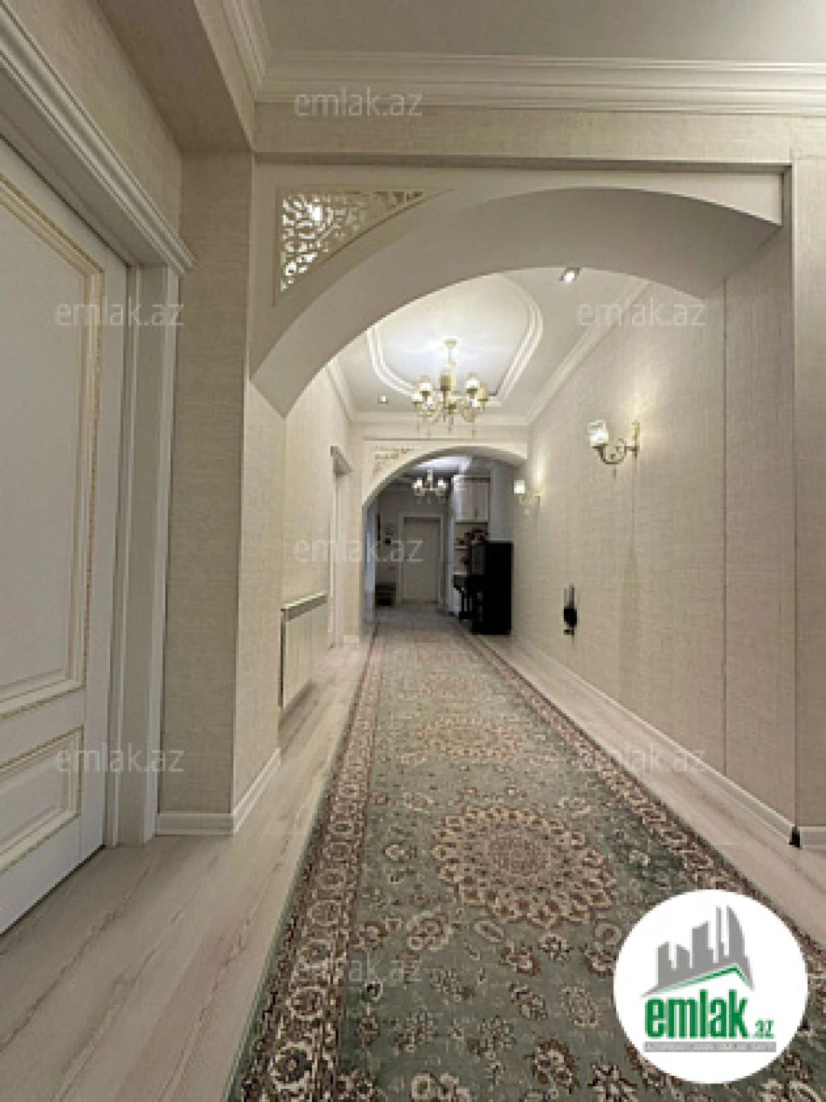 Satılır 3 otaqlı yeni tikili 150 m²