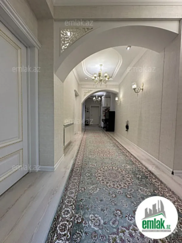 Satılır 3 otaqlı yeni tikili 150 m²