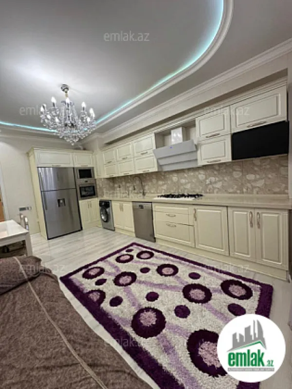 Satılır 3 otaqlı yeni tikili 150 m²