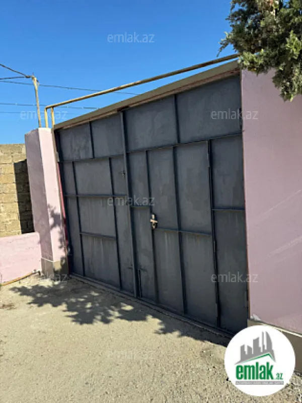 Satılır 3 otaqlı həyət evi 100 m²