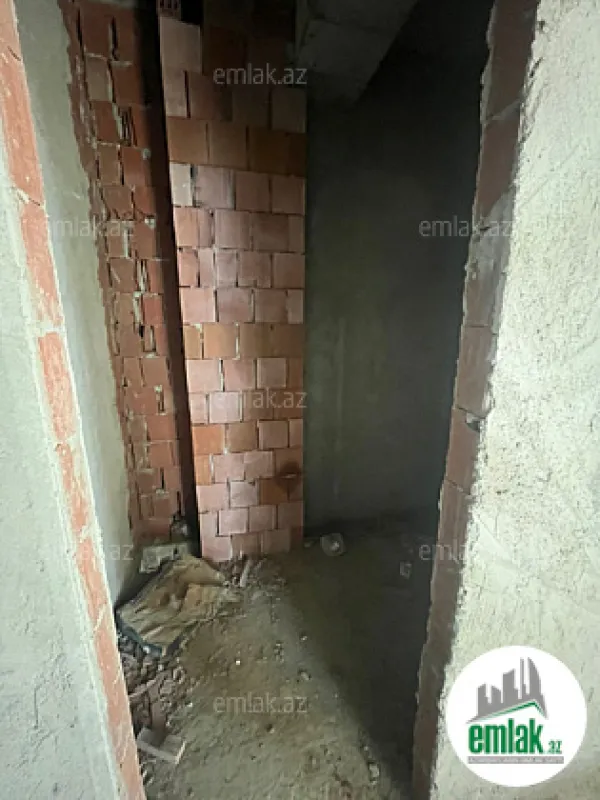 Satılır 3 otaqlı yeni tikili 130 m²